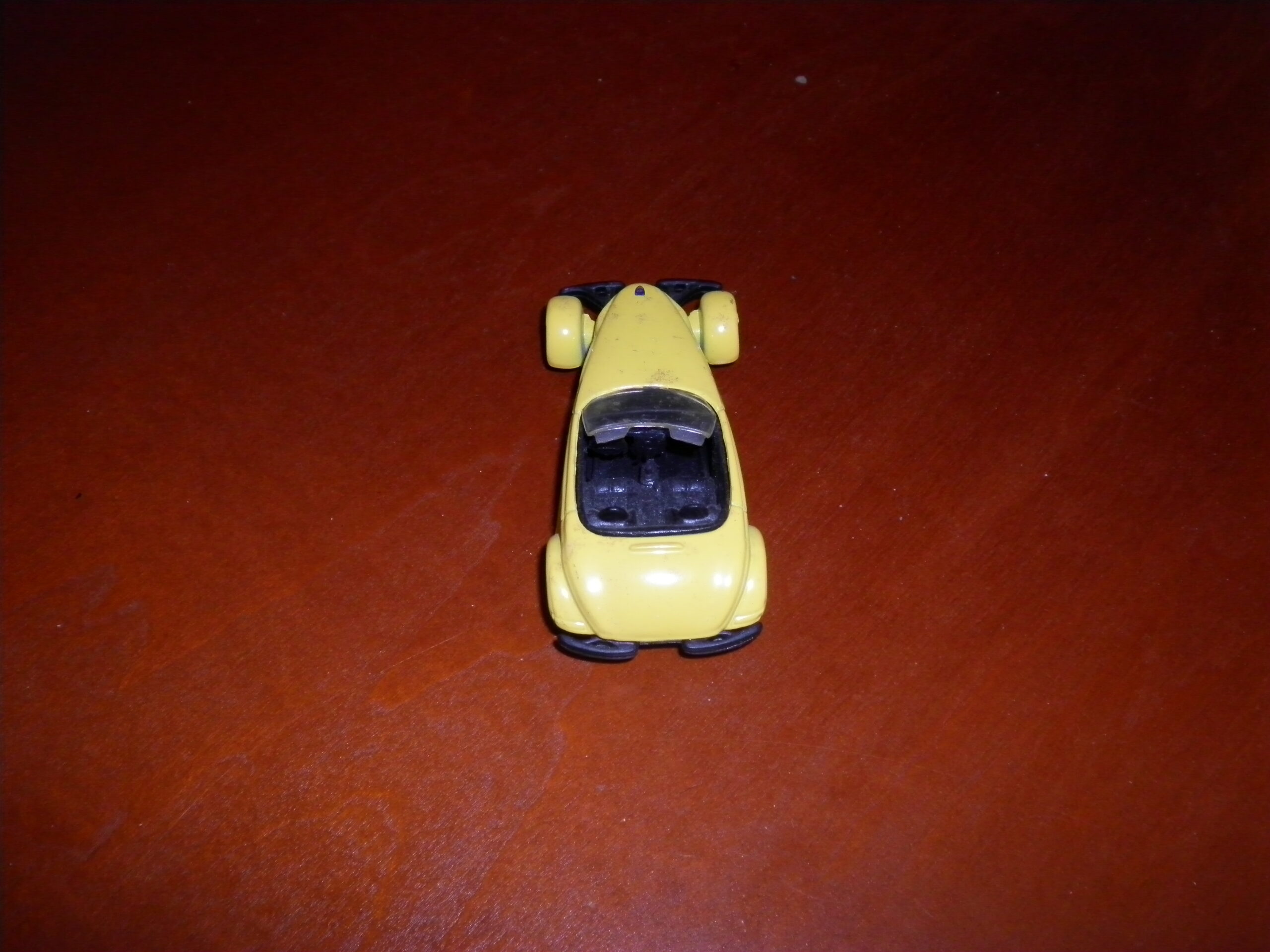Maisto 2001 Chrysler Yellow Prowler 1/64 Diecast - Image 3
